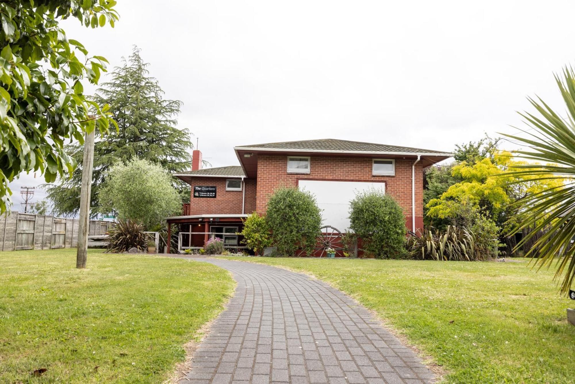 Haka House Taupo Pansiyon Dış mekan fotoğraf
