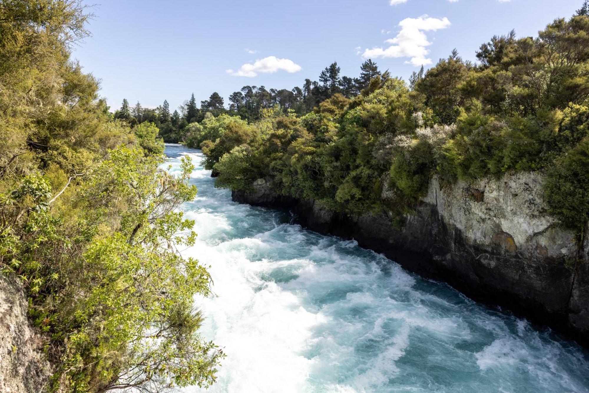 Haka House Taupo Pansiyon Dış mekan fotoğraf