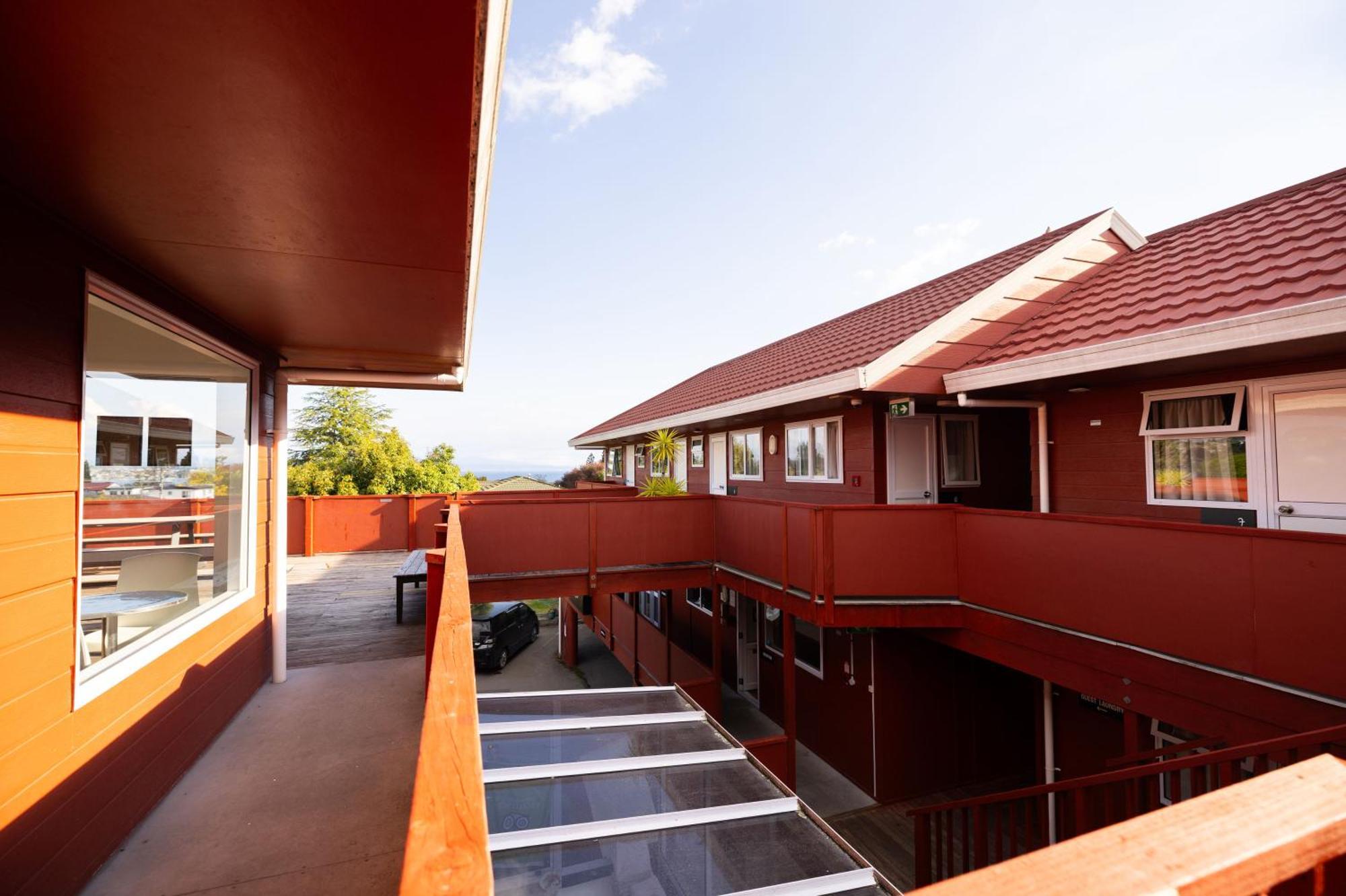 Haka House Taupo Pansiyon Dış mekan fotoğraf