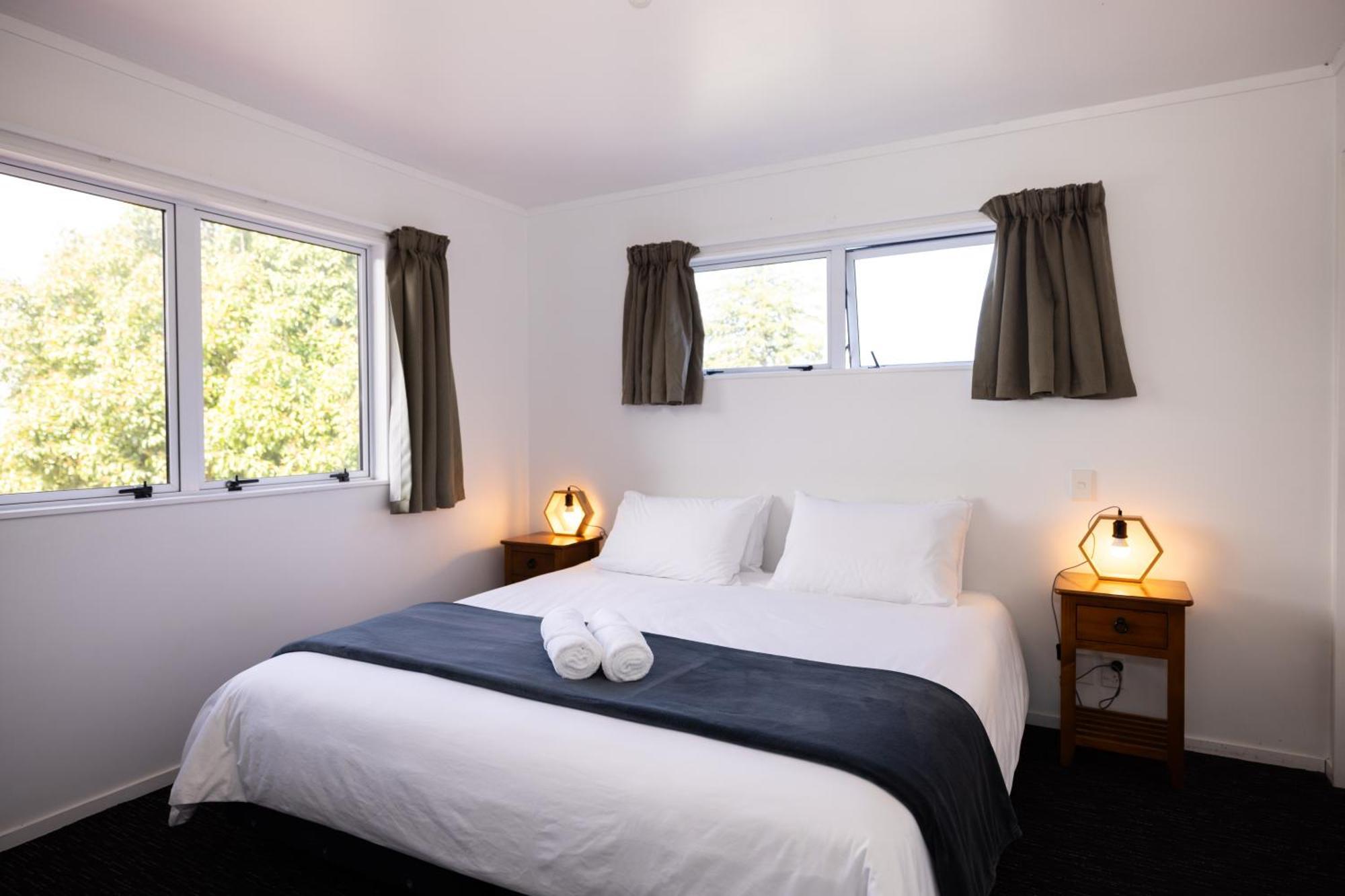 Haka House Taupo Pansiyon Dış mekan fotoğraf