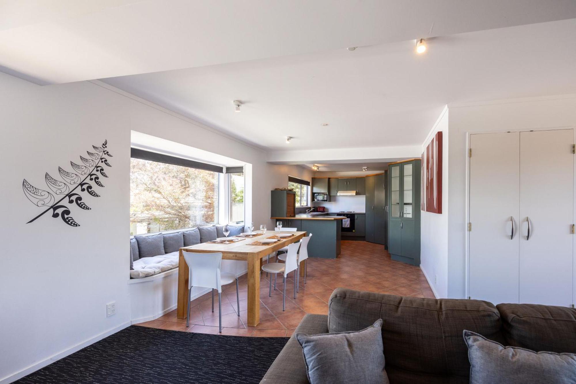 Haka House Taupo Pansiyon Dış mekan fotoğraf